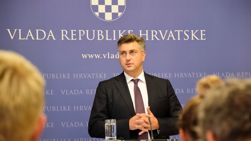 Predsjednik Vlade: Parlamentarne stranke za nastavak bilateralnih razgovora sa Slovenijom o otvorenom graničnom pitanju